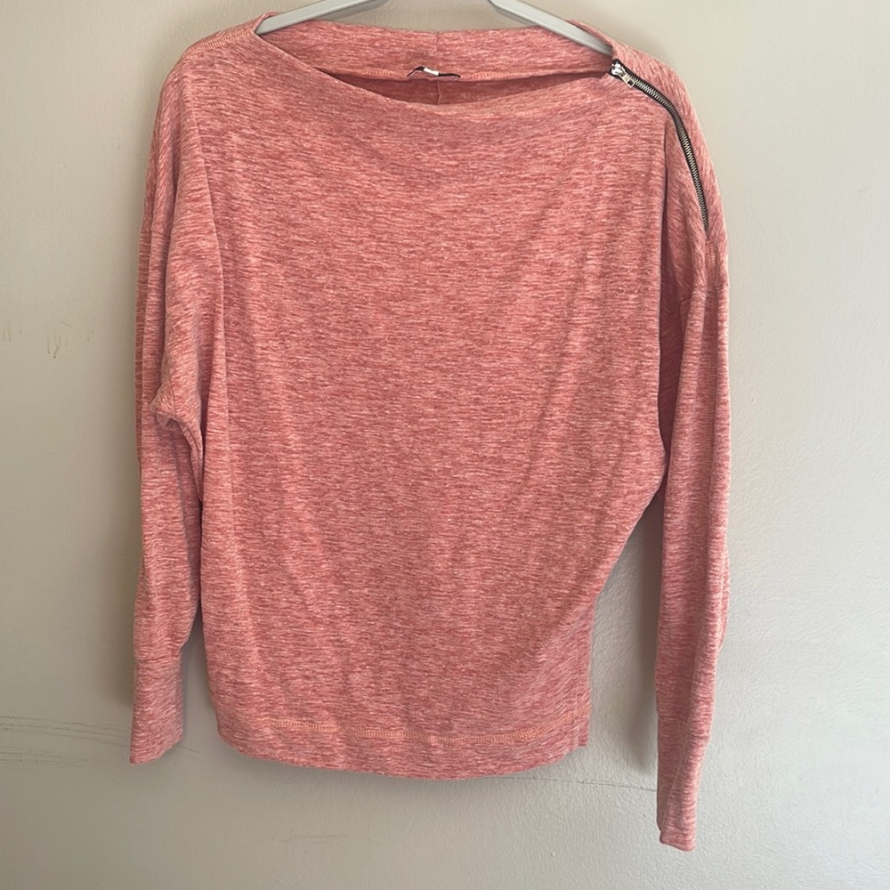 Long sleeve side zipper shirt
